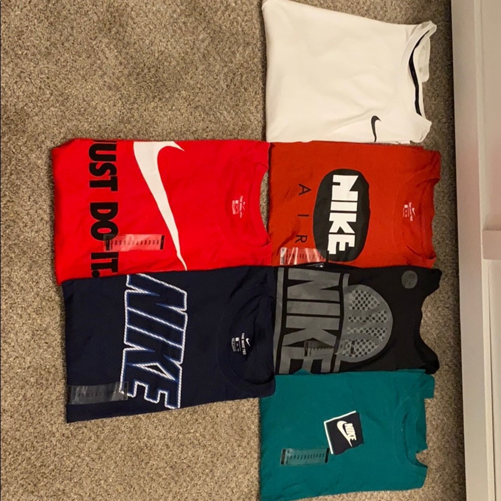 Nike men’s lot